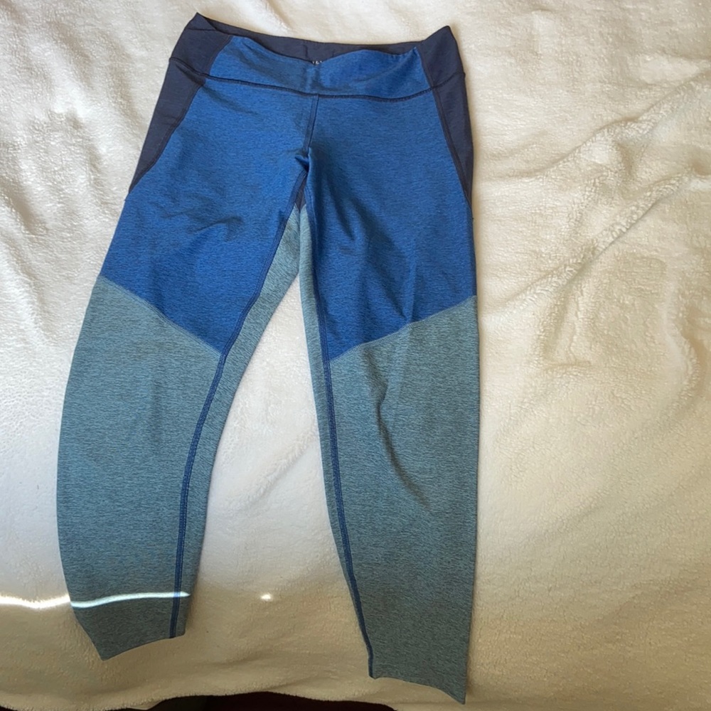 OV tri color leggings